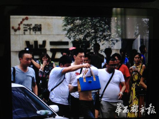 成都華潤24城疑發生槍擊事件 槍戰已致一人死亡（組圖）