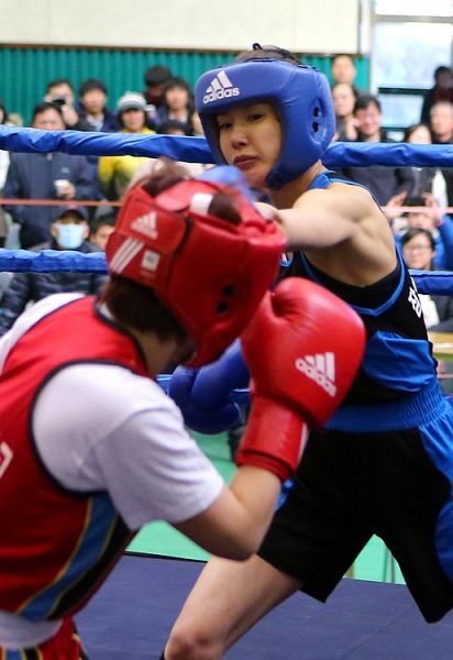 越南蘿莉拳手引關注 盤點那些性感的女拳手