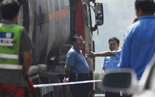 “表哥”楊達才受賄巨額財產(chǎn)來源不明案今日開審