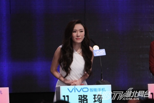 孟非罕見發飆 當場轟“奇葩哥”下臺:這個舞臺我說了算