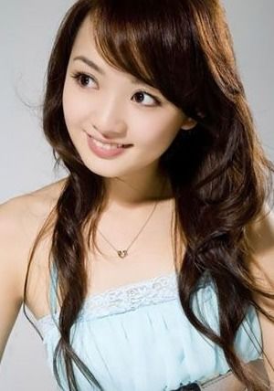 林志玲關穎蕭亞軒 家族資產上千億的女土豪