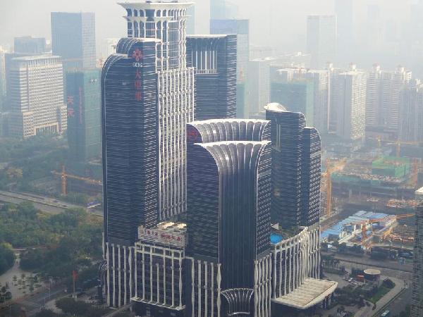 “霾鎖”深圳 11個空氣質量監測點幾乎全軍覆沒