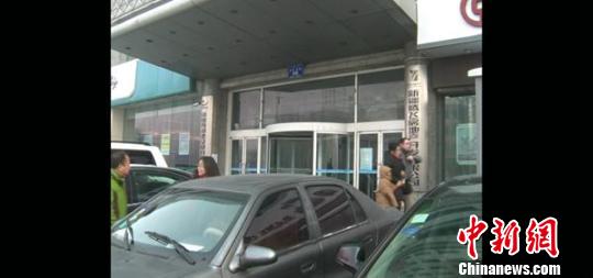 烏魯木齊一人大代表結伙涉嫌毆打業主被拘留(圖)