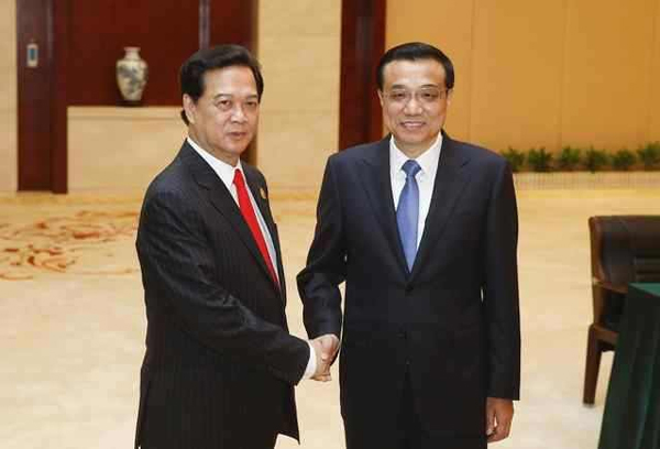 李克強會見東盟國家領導人