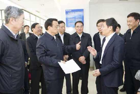 李克強：金融創新的目的和意義應是支持老百姓就業、創業