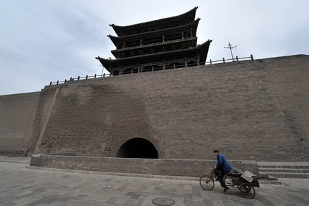 平遙古城：因“傳統(tǒng)”聞名