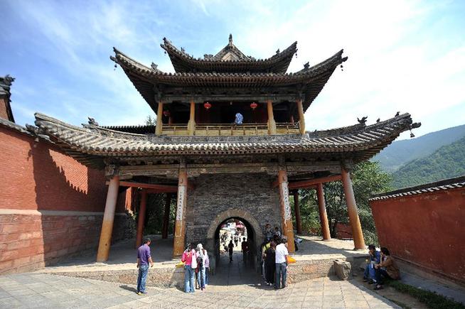 山西：五臺山景區外圍緩沖地帶禁采礦