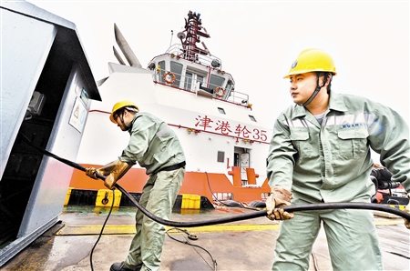 天津港輪船停靠用岸電 綠色低碳