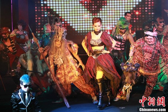 香港海洋公園萬(wàn)圣節(jié)預(yù)演 群魔亂舞上演驚嚇之旅