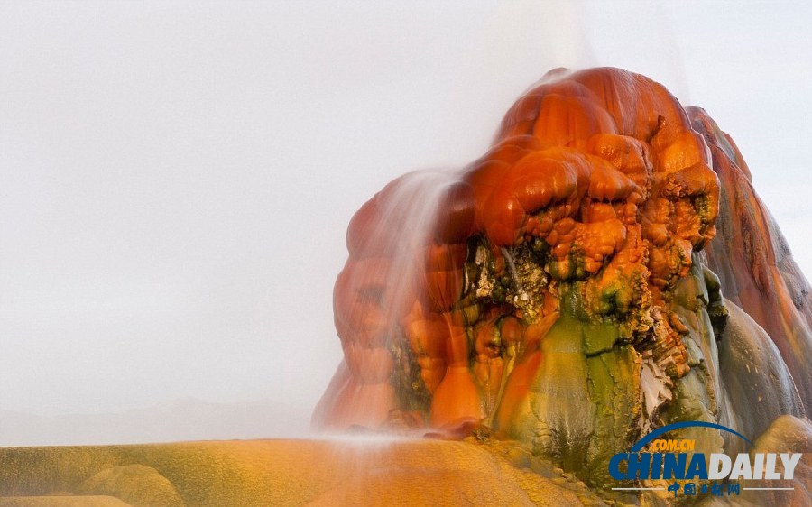 人間仙境：美國內(nèi)華達沙漠絕美間歇泉（高清組圖）