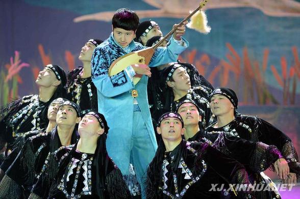 福海縣推出哈薩克族歌舞劇《烏倫古達斯坦（長詩）》