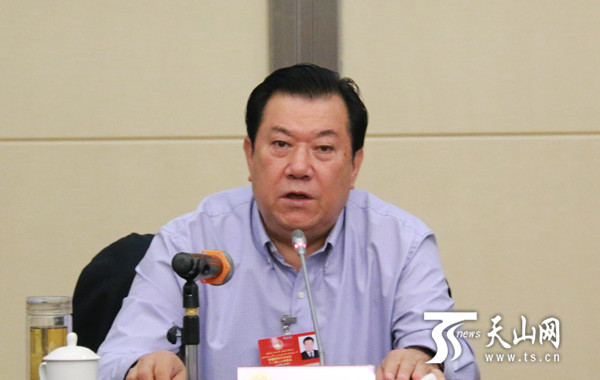 自治區(qū)十二屆人大常委會召開第三十九次主任會議