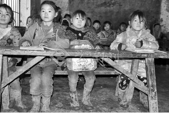 云南彝良一小學校長發微博 募資30萬建3座愛心橋