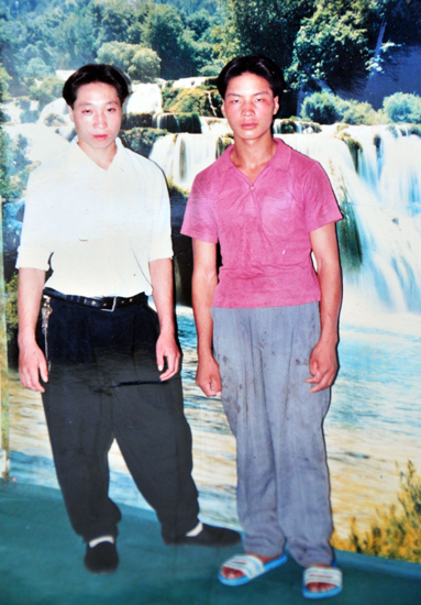 將軍故里 紅土壯歌——彝良農(nóng)民工周英貴見義勇為感動湖北和家鄉(xiāng)