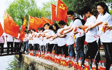 源頭活水匯入嘉興南湖