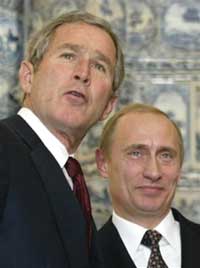 Bush criticizes Putin on democracy's slide