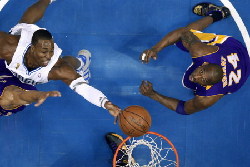 Fisher lifts Lakers to brink of title