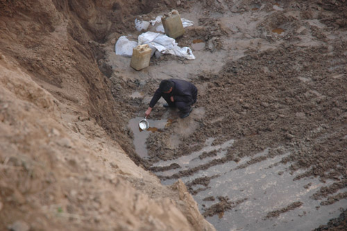 Yellow River contaminated after oil leak
