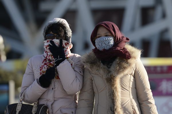 Cold front chills much of China