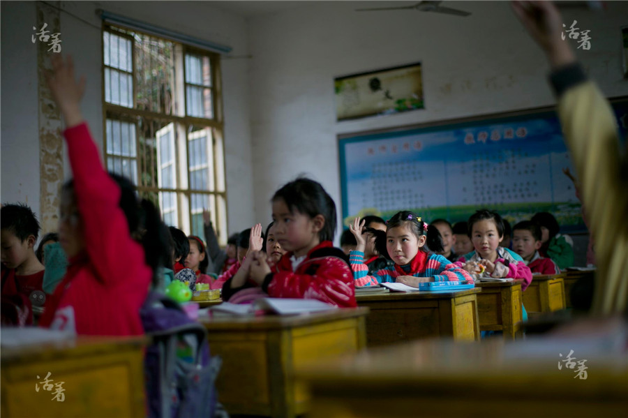 Mother's enduring love gives strength to daughter