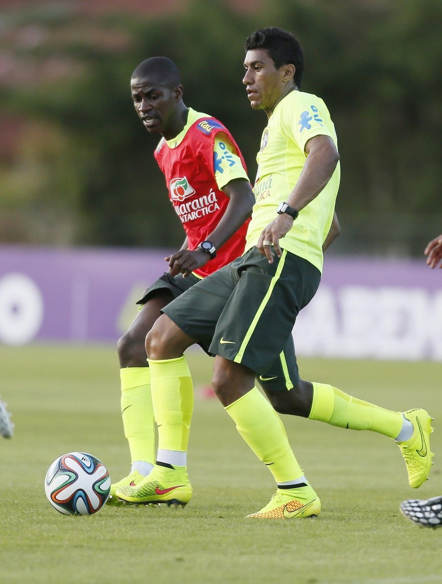 巴西隊長恢復參加合練 內馬爾等人水中訓練