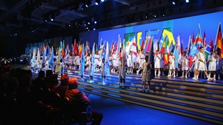 世界杯傳奇方丹現(xiàn)身國際足聯(lián)大會開幕式