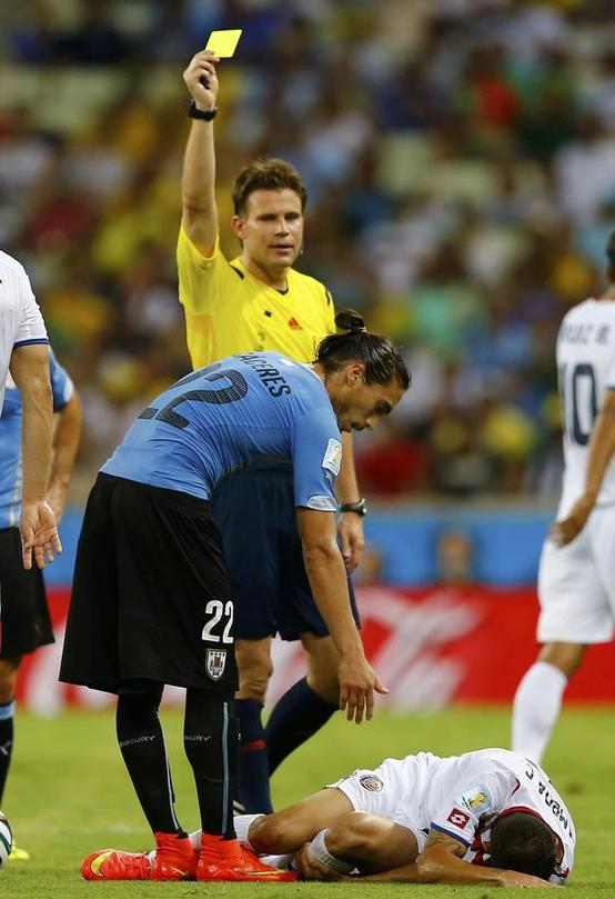 烏拉圭隊(duì)員評(píng)分 暴牙蘇8分居首