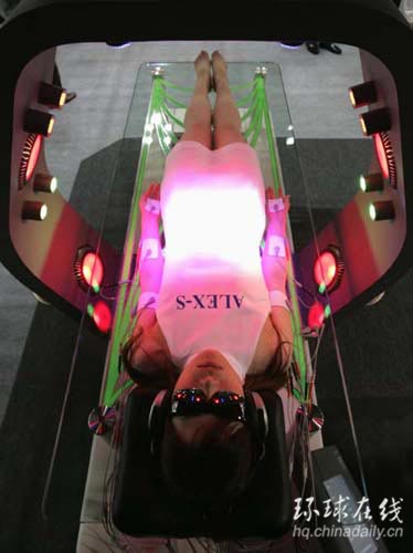 日本：金箔敷面靚容顏