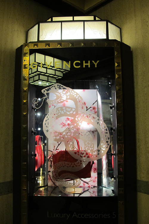 文化傳播加商業驅動 英國熱打“中國春節牌”