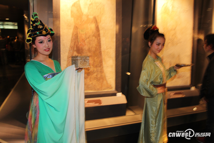 高清組圖：博物館奇妙之夜 和壁畫中人一起穿越