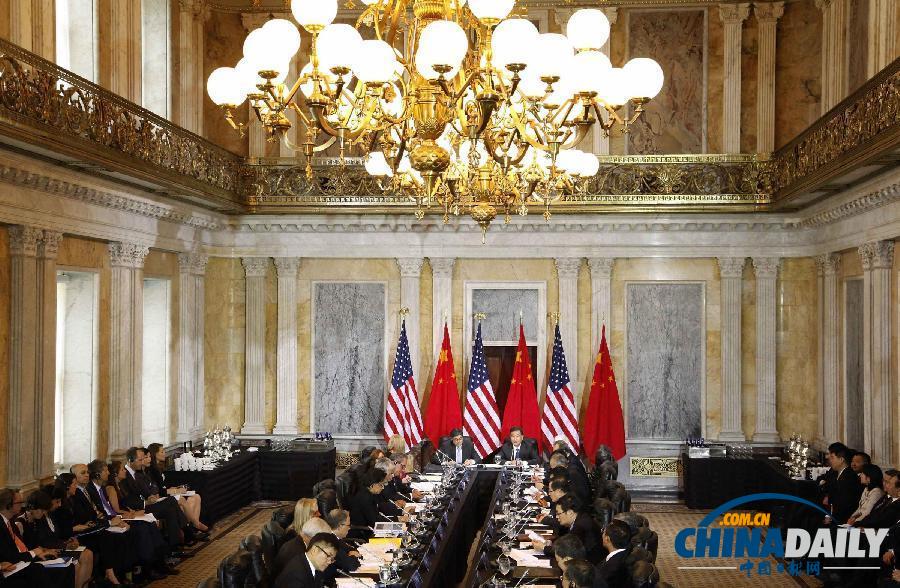 第五輪中美戰(zhàn)略與經(jīng)濟(jì)對(duì)話會(huì)議開始 雙方落座