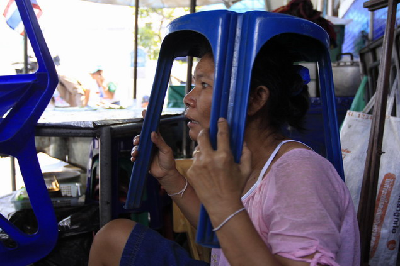 “紅衫軍”誓言絕不投降 沖突還在繼續