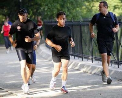 法國(guó)總統(tǒng)薩科齊慢跑時(shí)短暫昏厥入院觀察