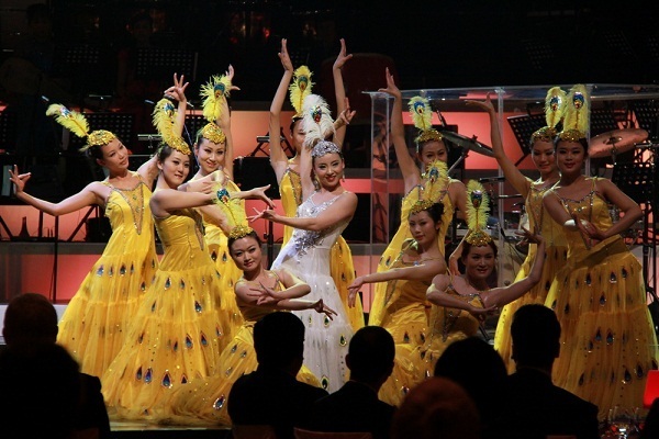 中國匈牙利藝術家聯袂出演 觀眾高度好評(圖)