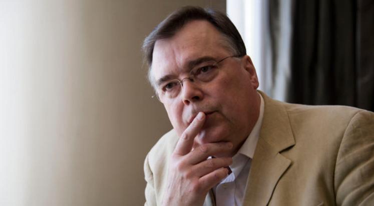 冰島前總理被控玩忽職守出庭受審 總統稱英荷強迫還債