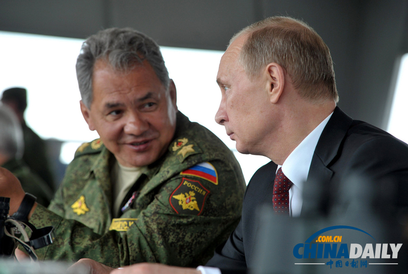 俄羅斯在遠(yuǎn)東地區(qū)舉行大規(guī)模軍演 普京親臨現(xiàn)場(chǎng)坐鎮(zhèn)