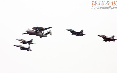 臺E-2T預警機成軍 臺美日實現數據互通