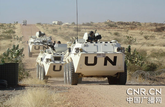 我赴蘇維和大隊警衛(wèi)中隊通過防衛(wèi)技能測試