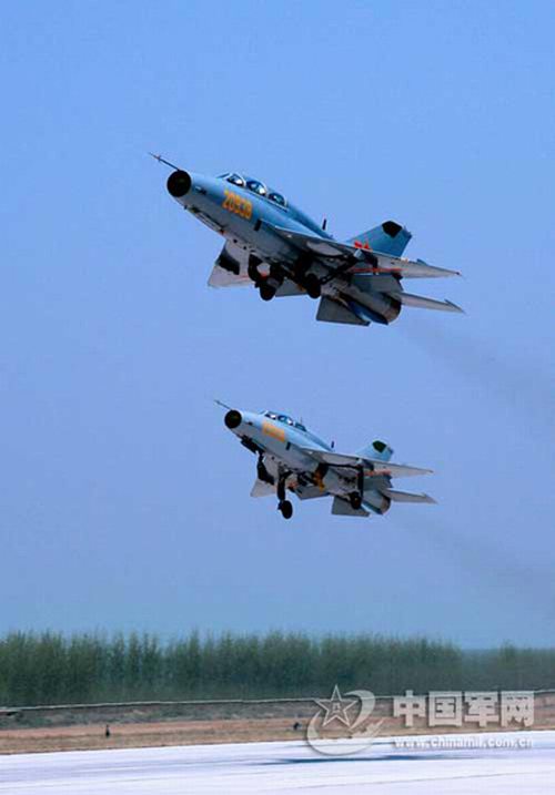 中國空軍現役機型圖集