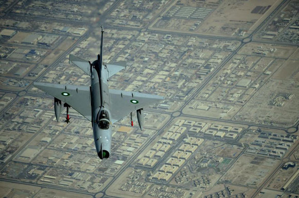 巴基斯坦殲7戰機現身中東軍演