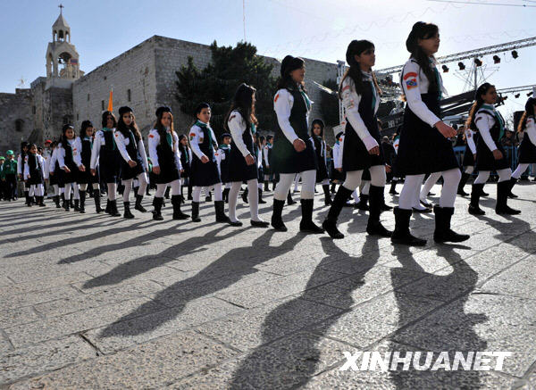 童子軍在伯利恒舉行圣誕游行