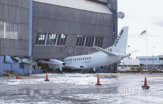 各式各樣的摔機事故