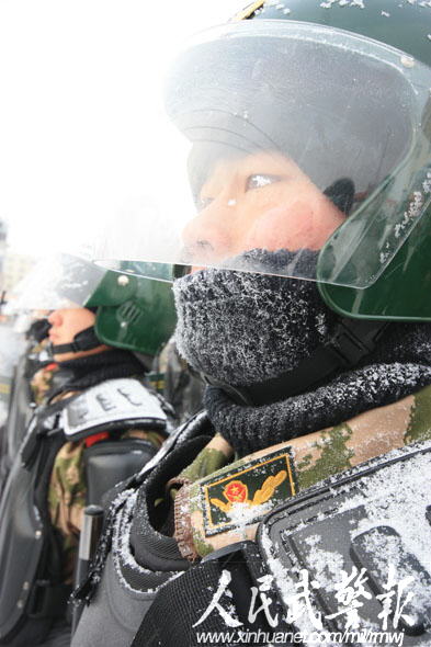 處突搶險爭先 武警鶴崗支隊被譽