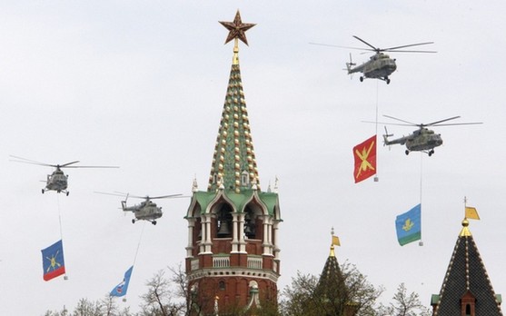 俄羅斯舉行空中閱兵預演 大批戰機飛過紅場上空(高清組圖)