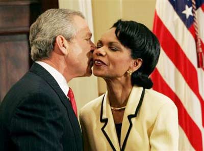 勞拉吃賴斯的醋？