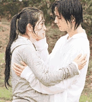 周渝民李冰冰纏綿拍濕身戲(圖)