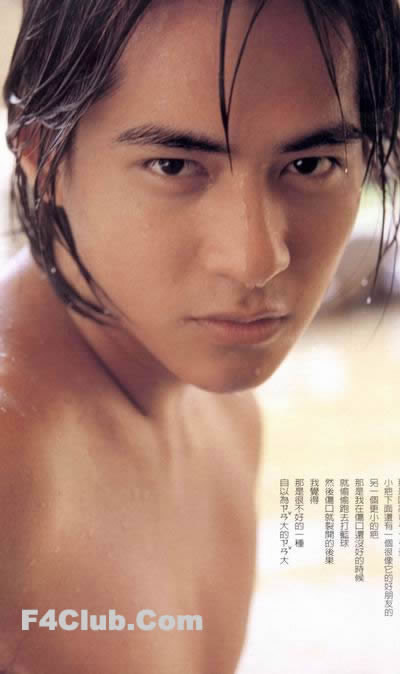 男明星性感寫真秀胸肌