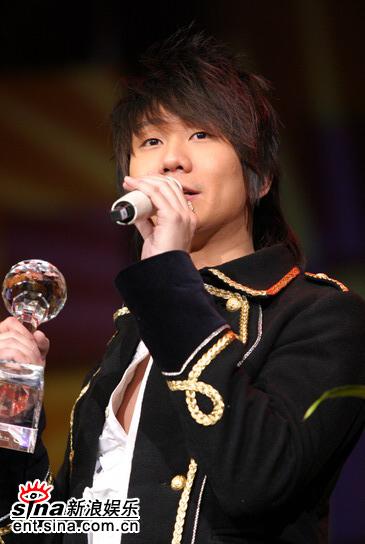北京流行音樂典禮 李宇春林俊杰大獲成功