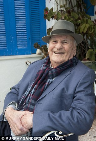 揭秘希臘長壽島之謎：百歲老人多世人艷羨