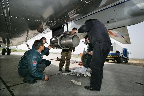 組圖：成空14架運(yùn)輸機(jī)投入西南地區(qū)抗旱（2）